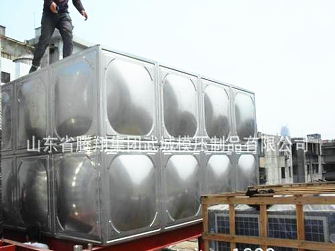 不銹鋼水箱對(duì)我們?nèi)粘I钣盟谋Wo(hù)